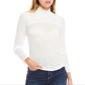 We The Free Women's White Long Sleeve Top